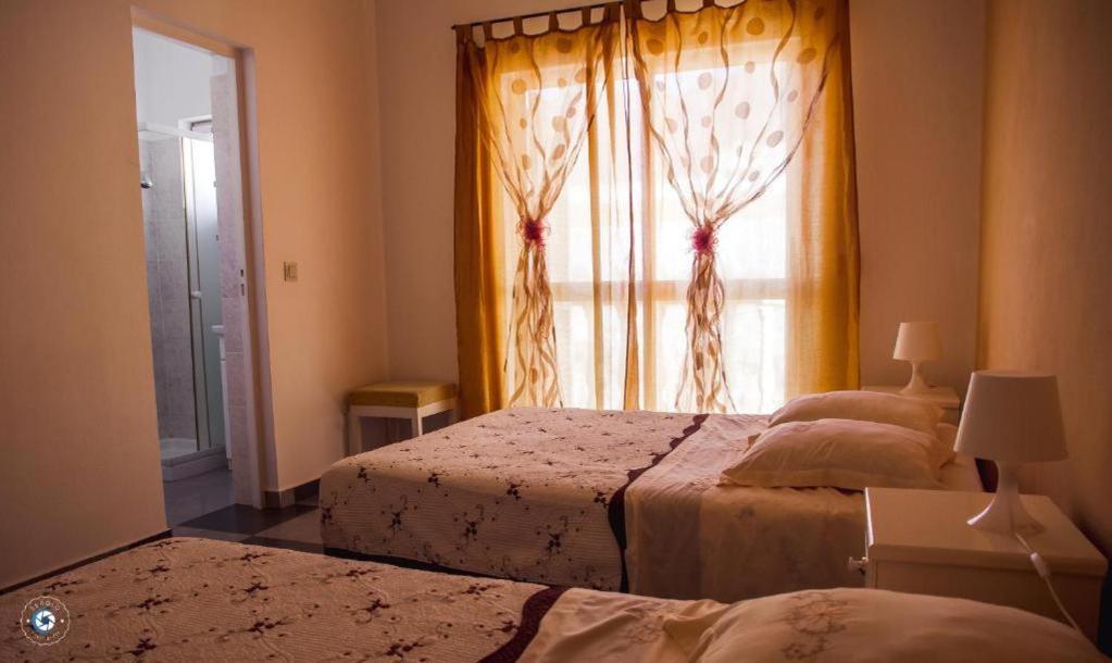 Bed and Breakfast Kolina D'Sol Ponta Do Sol Exterior foto