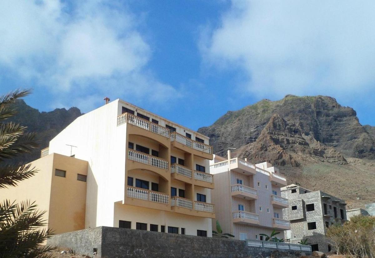 Bed and Breakfast Kolina D'Sol Ponta Do Sol Exterior foto